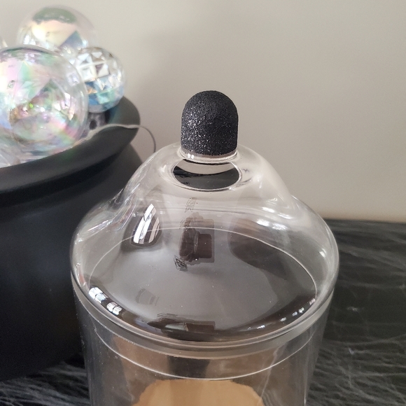 Viral Halloween! Gorgeous Sugar Skull Canister-NWT - Picture 3 of 3